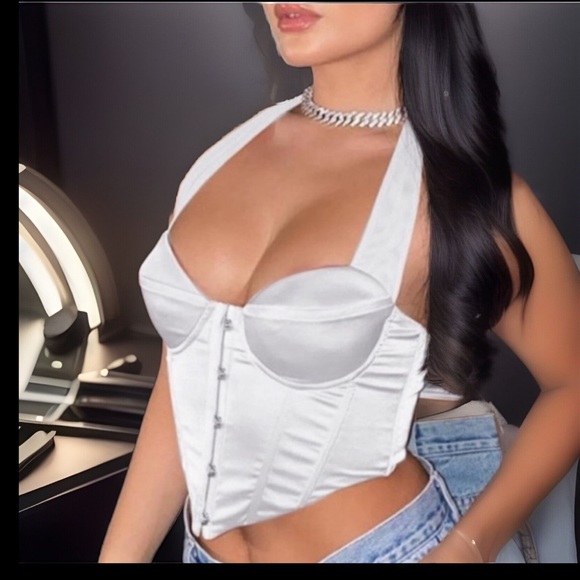 Sexy Black Magnetic Hook & Eye Design Asymmetrical Bustier Corset Crop Camisole - Picture 4 of 17